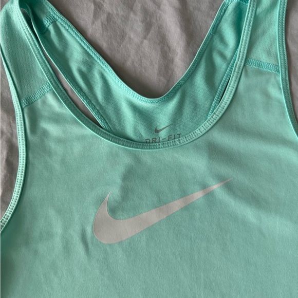 Women’s NIKE MINT GREEN Dri-Fit training tank top - Picture 7 of 9